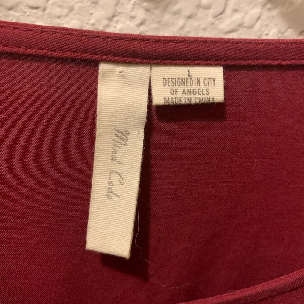 Mind Code Red Long Sleeve Crop - Picture 4 of 5